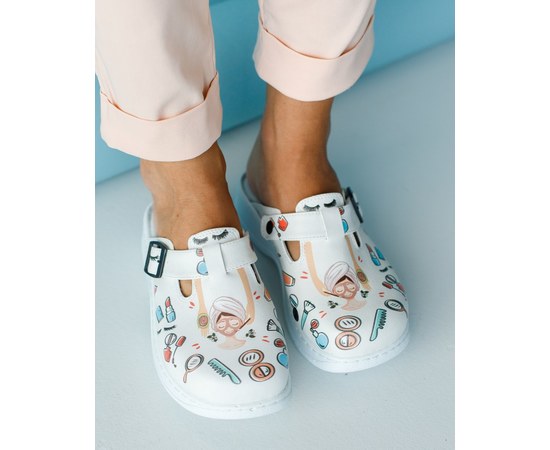 Изображение  Medical shoes, platform clogs, BEAUTY AESTHETIC, white strap, s. 36, "WHITE ROBE" 176-324-560, Size: 36, Color: beauty aesthetic