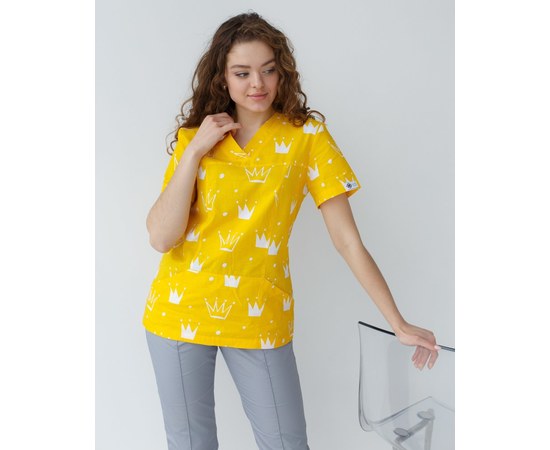 Изображение  Медицинская рубашка женская Топаз принт корона желтая р. 44, "БЕЛЫЙ ХАЛАТ" 126-397-767, Размер: 44, Цвет: корона желтый