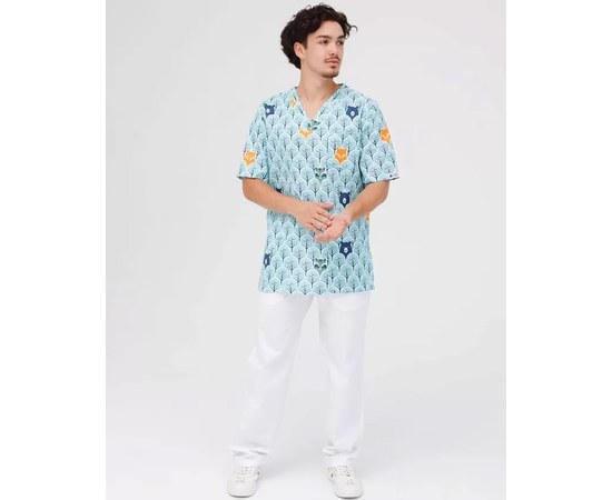 Изображение  Medical suit with print for men Granite Forest animals white s. 50, "WHITE ROBE" 131-324-768, Size: 50, Color: white