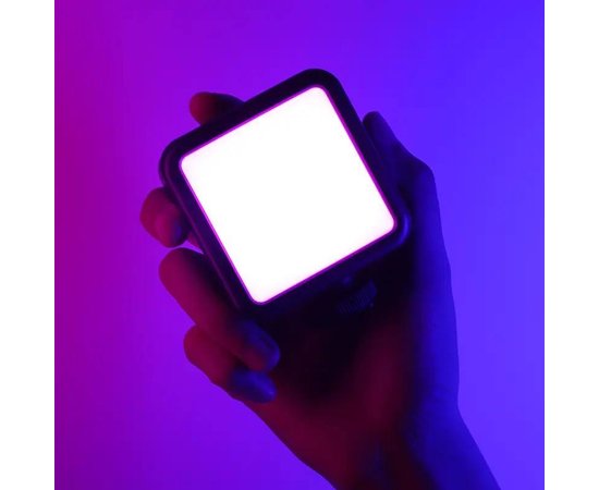 Изображение 2 Накамерный свет Р5-RGB (7,5х7,5см) на 5 Вт. со встроенным аккумулятором (1800mAh) для видео и фотосьемки